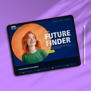 Landingpage mit KI-generiertem Headerbild und einem Call-To-Action zum Future Finder