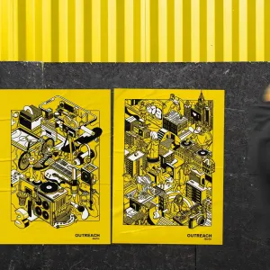 Drei gelbe Poster mit schwarz-weißen, isometrischen Linienillustrationen von Personen, Städten und Aktivitäten kleben nebeneinander an einer Werbefläche aus schwarzen OSB-Platten. Die Plakate werben für das „your space Projekt“ von outreach.berlin zur Förderung kultureller Jugendbildung. Im Hintergrund steht ein strahlend gelber Container. Ein Mann mit Kopfhörern, gelber Mütze und schwarzem Mantel läuft an den Plakaten vorbei; seine Bewegung ist leicht unscharf dargestellt