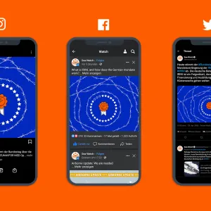 Drei Smartphone Screens mit Social Media Post auf verschiedenen Netzwerken, von dem Illustrierten Daumen hoch, umgeben von den Europasternen und Kreisen von Stacheldraht